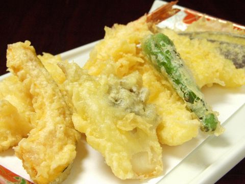 こだわりの江戸前天ぷら・揚げ出し天ぷらをご提供する味処北の幸。