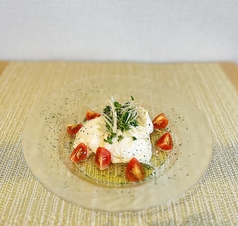 かいわれ大根とトマトの豆冨