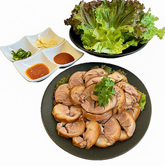 韓国豚足(チョッパル)野菜付き