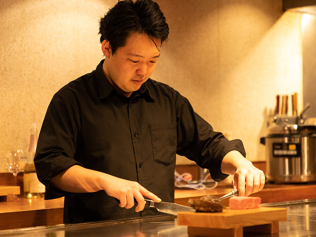 見て味わう、聞いて味わう、香って味わえる食事を