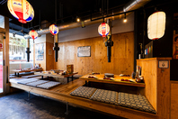 掘りごたつあり。６名様から12名様まで可。