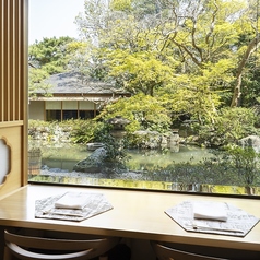 庭苑見ながらお愉しみいただけます