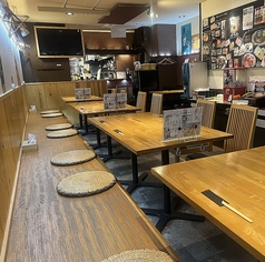 席を繋げれば最大30名までOK！忘年会にもオススメです。