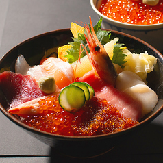 海鮮丼 