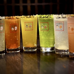 ビール・ハイボールはもちろん、サワーも豊富に。