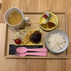 お子様ランチ(6才以下)
