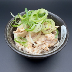 蒸し鶏の胡麻和え