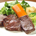料理メニュー写真 鹿肉のステーキ