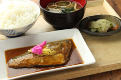 鯖の味噌煮定食