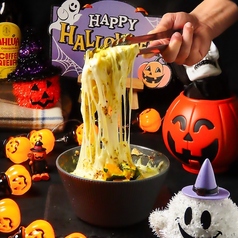 【10月限定】ハロウィン仕様のボルケーノパスタが登場！の写真