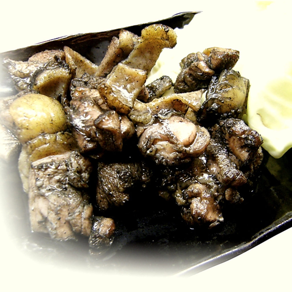 【親鳥もも炭火焼き950円】