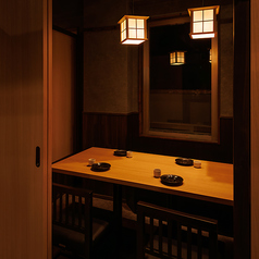 炭火と酒 くろや 田町店の雰囲気2