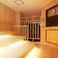 木の爽やかな香り漂うサウナ！　男性側：ドライサウナ、女性側：ロウリュウサウナ