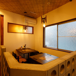 落ち着いた雰囲気の中で、店主が心を込めて作る絶品料理を楽しむひとときを。友人や大切な人とぜひ！