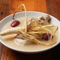 料理メニュー写真 薬膳サムゲタン