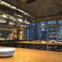 大人数様でも快適に過ごせる広々とした空間。