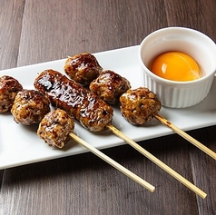 つくね盛り合せ タレ/塩 つくね3本卵黄添え