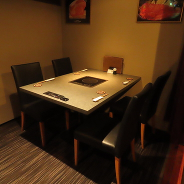 すき焼き しゃぶしゃぶ処 安芸亭の雰囲気1