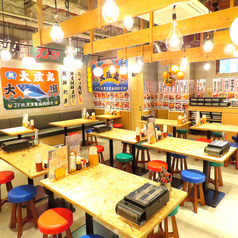 広々とした明るい店内で楽しいひと時をお過ごしください♪会社宴会、同窓会などの大人数での宴会も大歓迎◎コースは5000円(税込)~ご用意しております♪