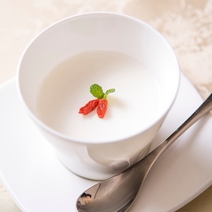 人気の自家製『杏仁豆腐』も!お家で楽しむ本格中華