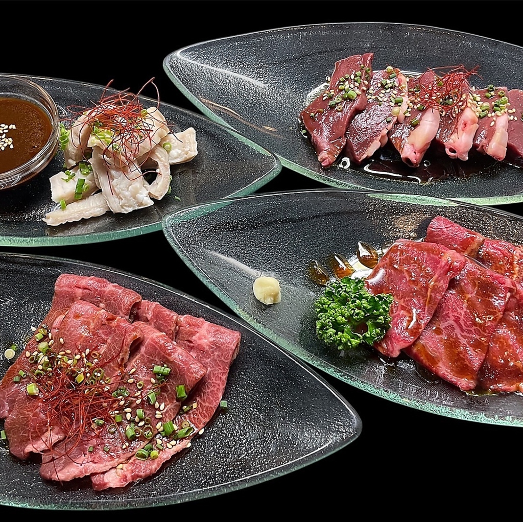 厳選和牛を丁寧に仕込んだ贅沢な肉刺し各種。素材の旨味が際立つ自慢の逸品です。