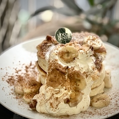 シナモンスパイスとバナナのパンケーキ