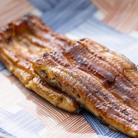 戦前から引き継ぐ秘伝のたれと鰻