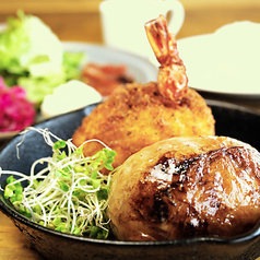 ホタテと海老のクリームコロッケとブランド豚ハンバーグ弁当