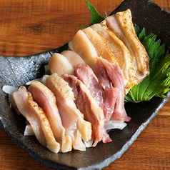 大山地鶏刺し