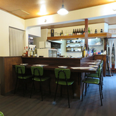 当店は全席禁煙となっております。タバコの煙を気にせず、焼鳥の芳醇な香りや繊細な日本酒の風味を存分に味わっていただけるクリーンな環境です◎お食事の味を大切にしたい方にも安心してご利用いただけます。清潔感あふれるお洒落な店内で、心ゆくまでお食事をお楽しみください。