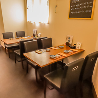 和をモチーフとした落ち着きのある空間