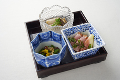 酒のあて三種盛り合わせ