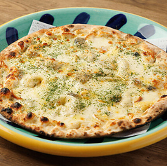 4種チーズのクワトロフォルマッジ はちみつ付き