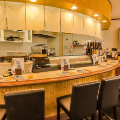 広々としたカウンター席です。