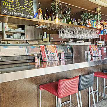 炭火バルの雰囲気1