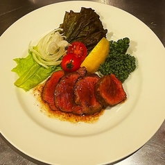 国産牛ヒレ肉のポワレ ～赤ワインソース～