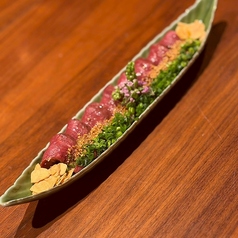 和牛ハツのカルパッチョ　自家製胡麻オイル