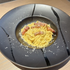 《タリアテッレ》カルボナーラ