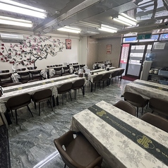 BAN MAI RESTAURANT バン マイ レストラン 博多の雰囲気1