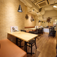 東京チキンボーイ 西新宿店の雰囲気2