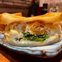 【寿司屋の本気!】Mを超える!? フィッシュサンド