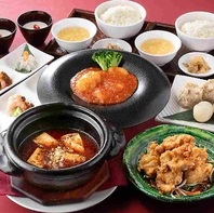 ランチコースは接待や友人との会に人気です。