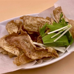 鶏皮素揚げペッパー