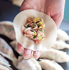 餃子菜館　勝ちゃん　小松駅前の特集写真