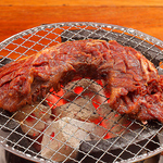 食べ飲み放題コースもご用意！柔らか生ラムやカルビなど、お肉を味わい尽くそう！焼肉三昧で満足度◎