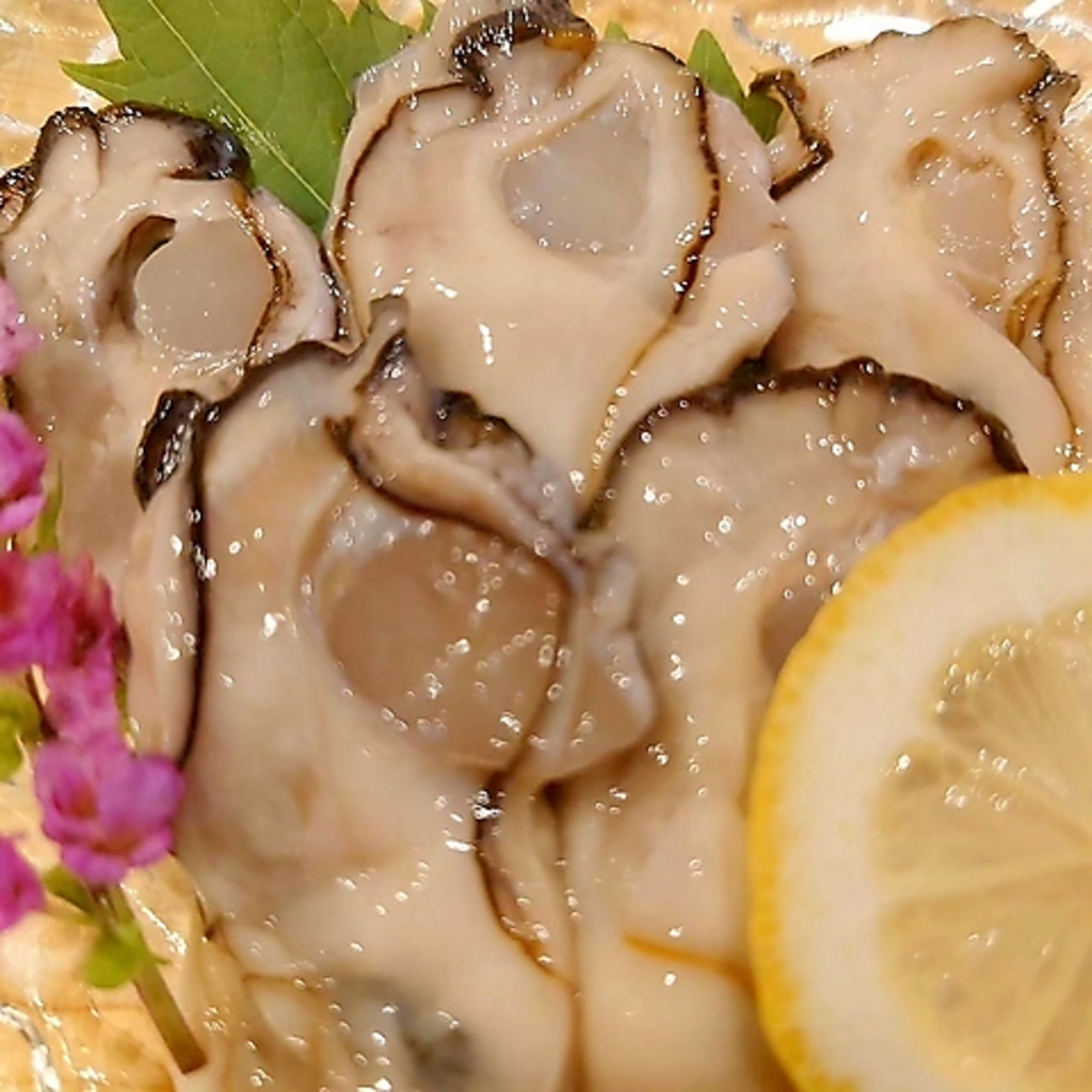 牡蠣など、季節・時期にあわせて新鮮な旬のご馳走をご用意♪