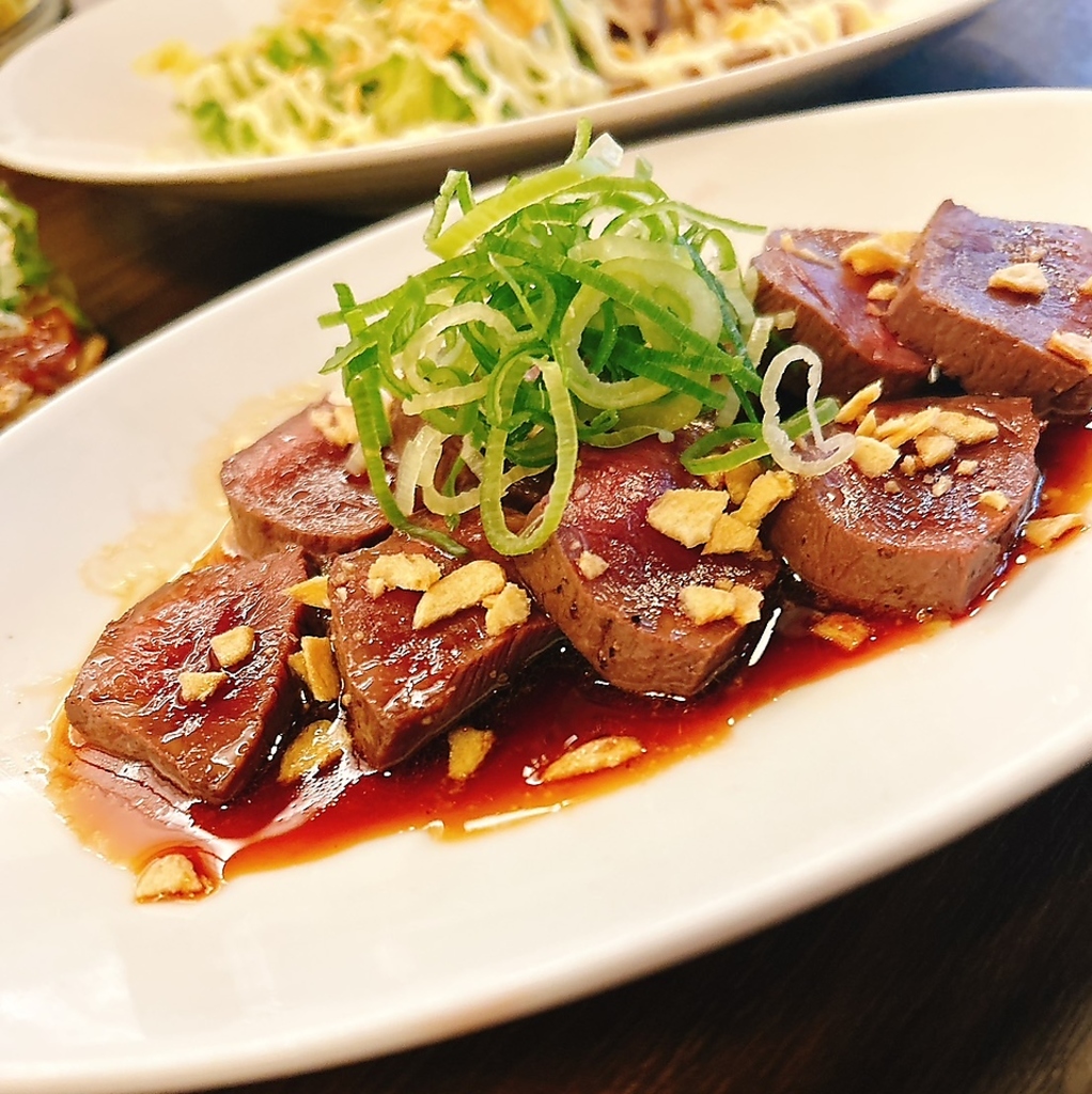 鉄板焼きの魅力を満喫できる、多彩なメニューが盛りだくさん！新鮮な海鮮料理も取り揃えております♪