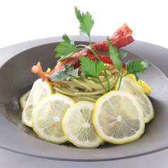 週替わりパスタと生ハムサラダ（スープ・ドリンク付）