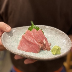 本鮪中トロ刺し