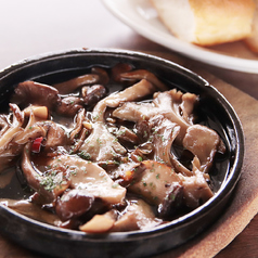 キノコたっぷりアヒージョ